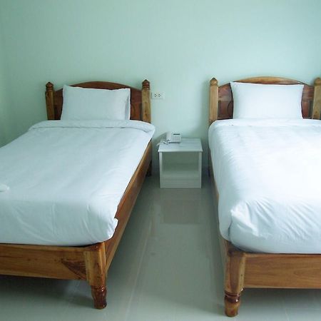 Ruan Rim Nam Hotel Roi Et Bilik gambar