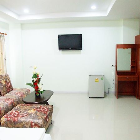 Ruan Rim Nam Hotel Roi Et Bilik gambar