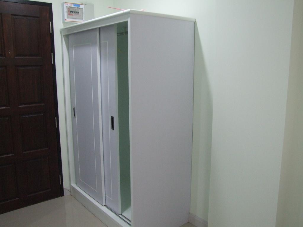 Ruan Rim Nam Hotel Roi Et Bilik gambar